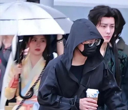 娱乐最新吃瓜爆料视频,揭秘明星幕后真相，吃瓜群众速来围观！